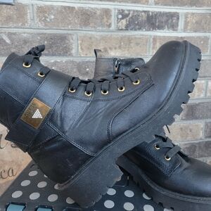 GUESS combat boots